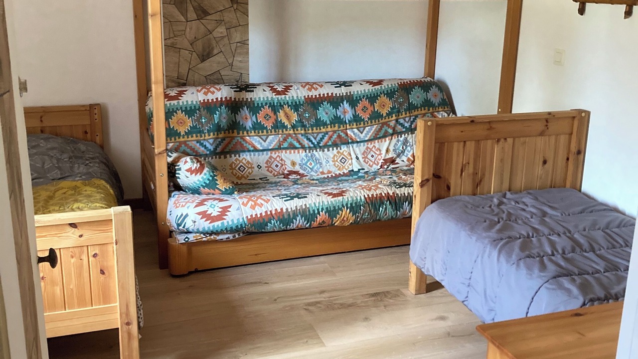 Photo of Bedroom in Saint-Bonnet-en-Bresse