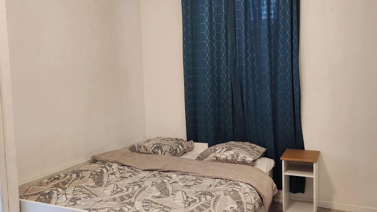 Photo of Bedroom in Villeneuve-Saint-Georges
