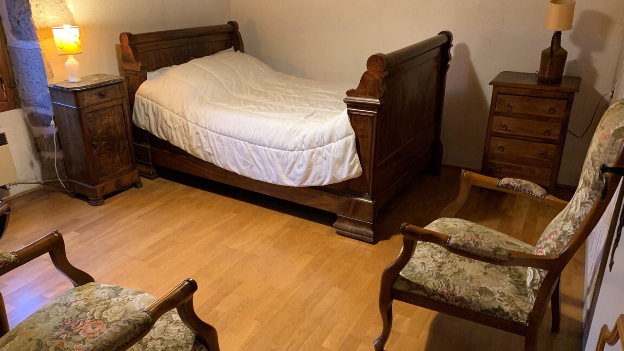 Photo of Bedroom in Thiezac