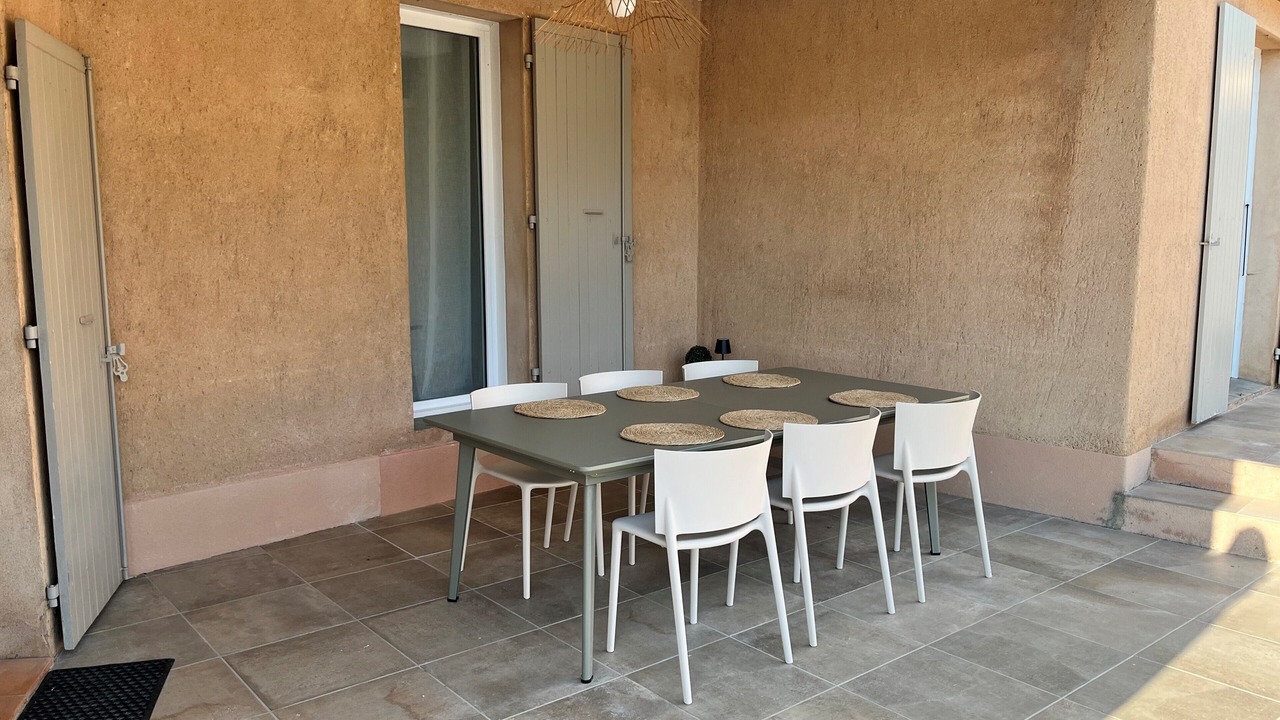 Photo of Outdoor in Chateauneuf-du-Rhone