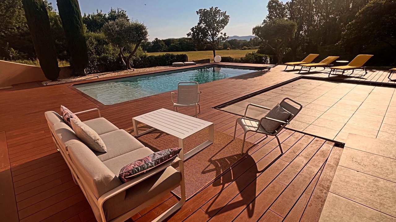 Photo of Outdoor in Chateauneuf-du-Rhone