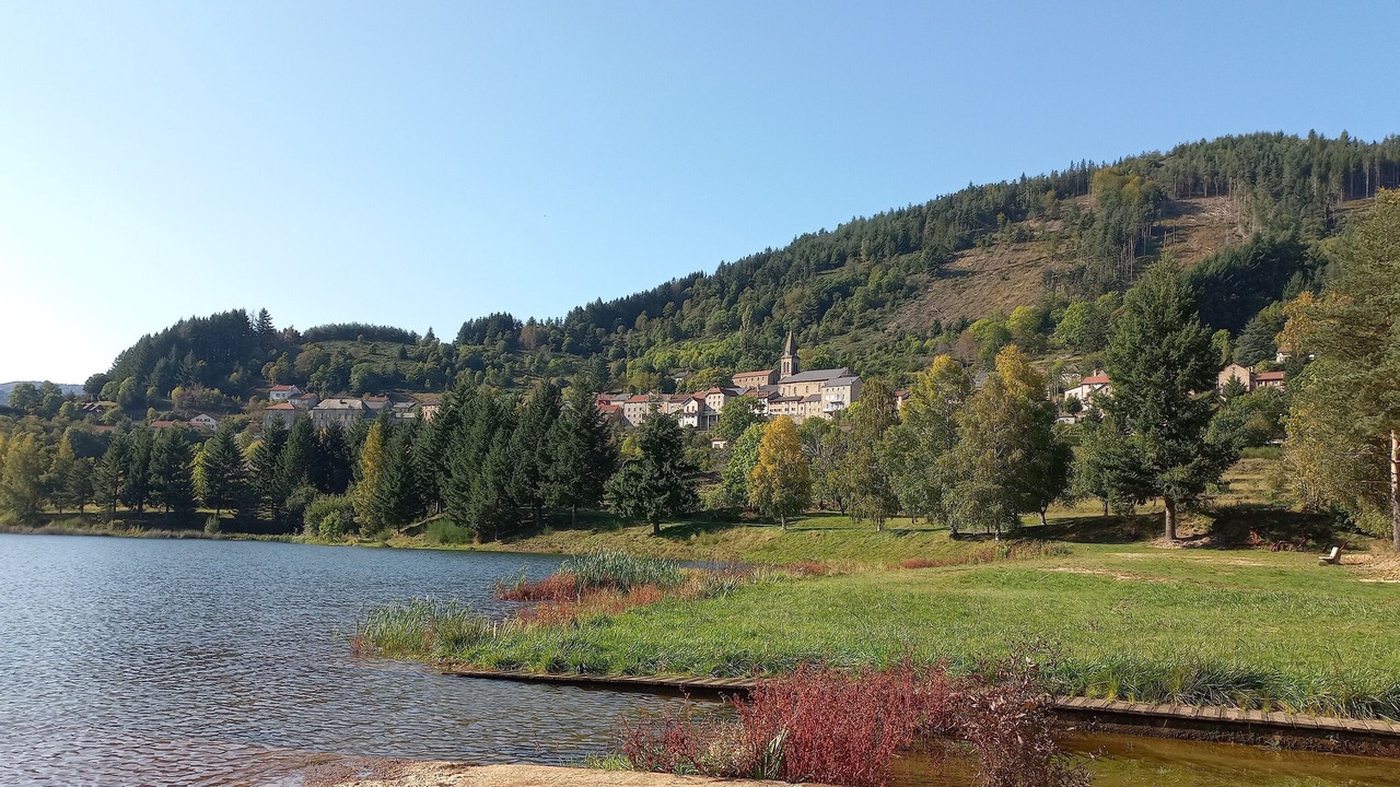 Photo of Others in Saint-Martin-de-Valamas