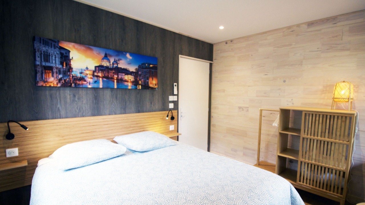 Photo of Bedroom in Doucier