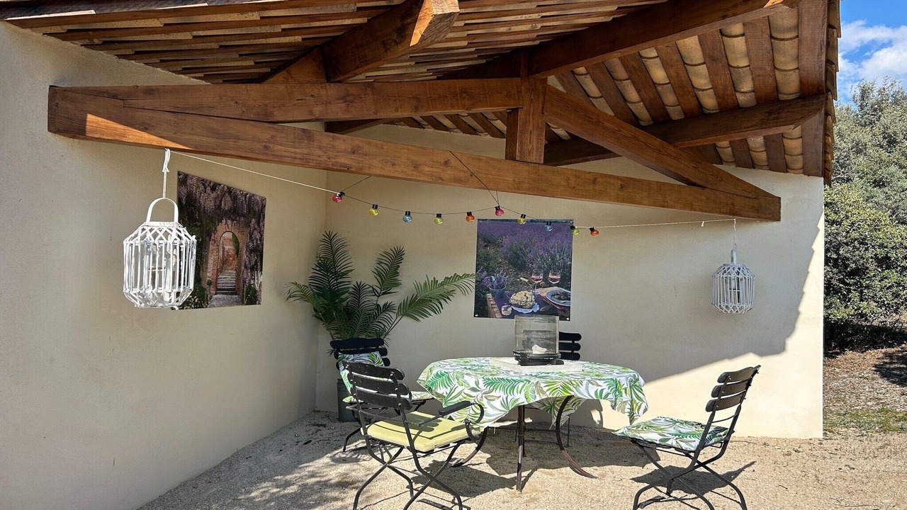 Photo of Patio Balcony in Villes-sur-Auzon