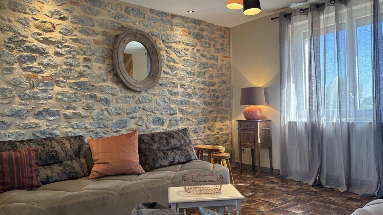 Photo of Livingroom in Pierrefitte-sur-Loire