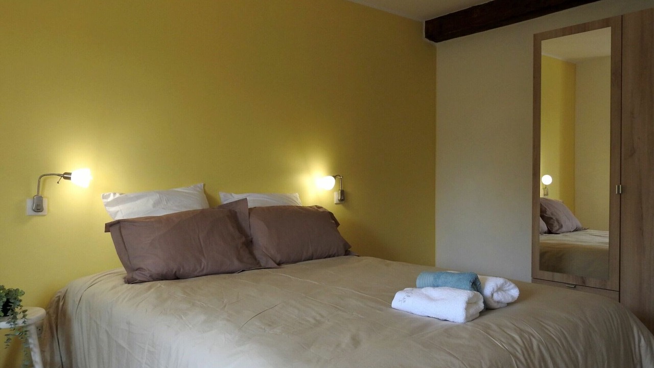 Photo of Bedroom in Dommartin-le-Franc