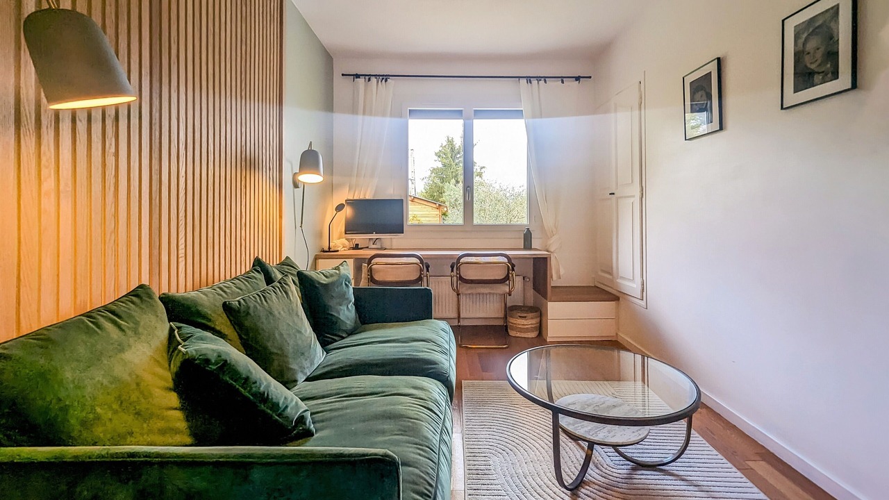 Photo of Livingroom in Saint-Nazaire-les-Eymes