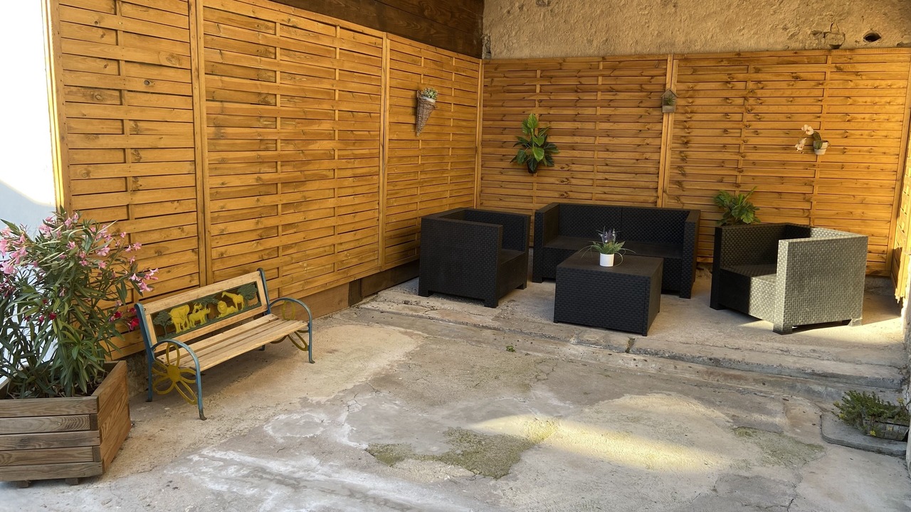 Photo of Patio Balcony in Bezange-la-Grande