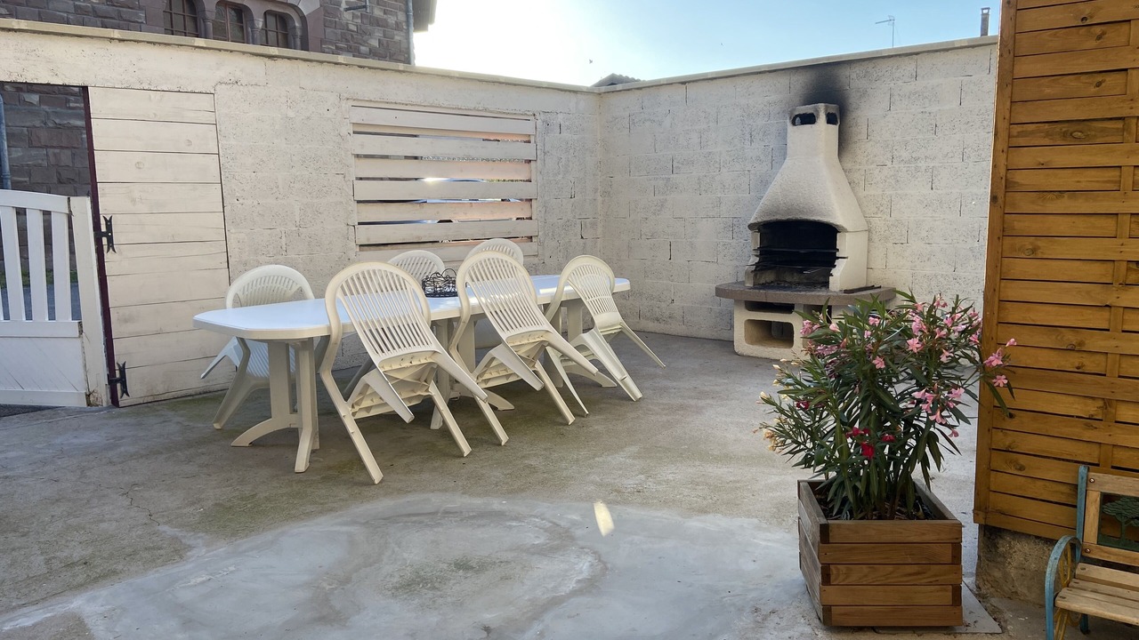 Photo of Outdoor in Bezange-la-Grande