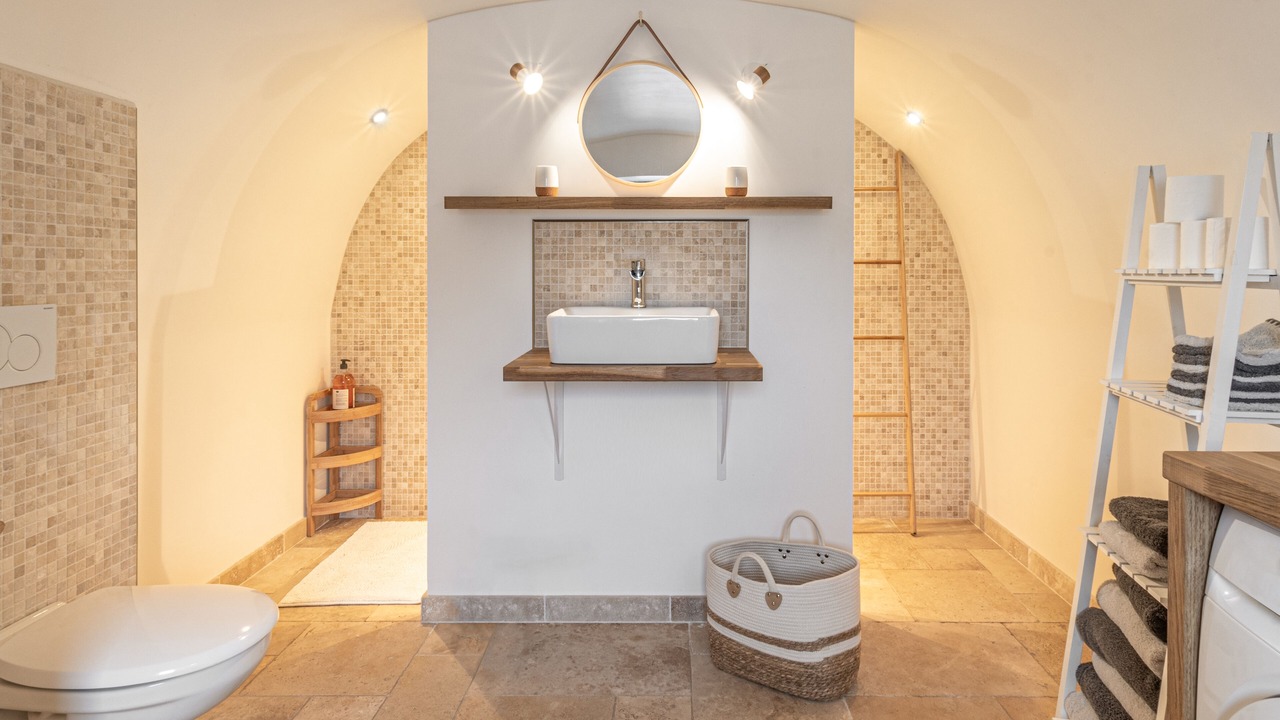 Photo of Bathroom in Cenans