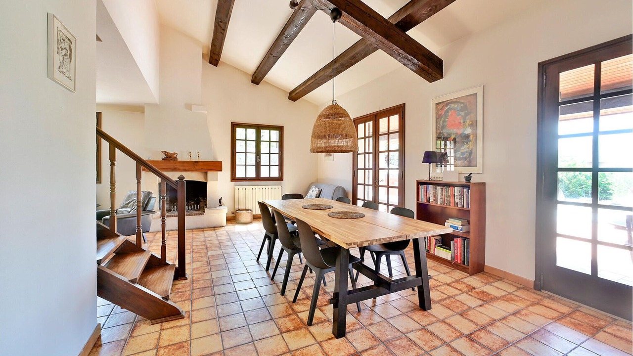 Photo of Bedroom in Saint-Pierre-de-Vassols