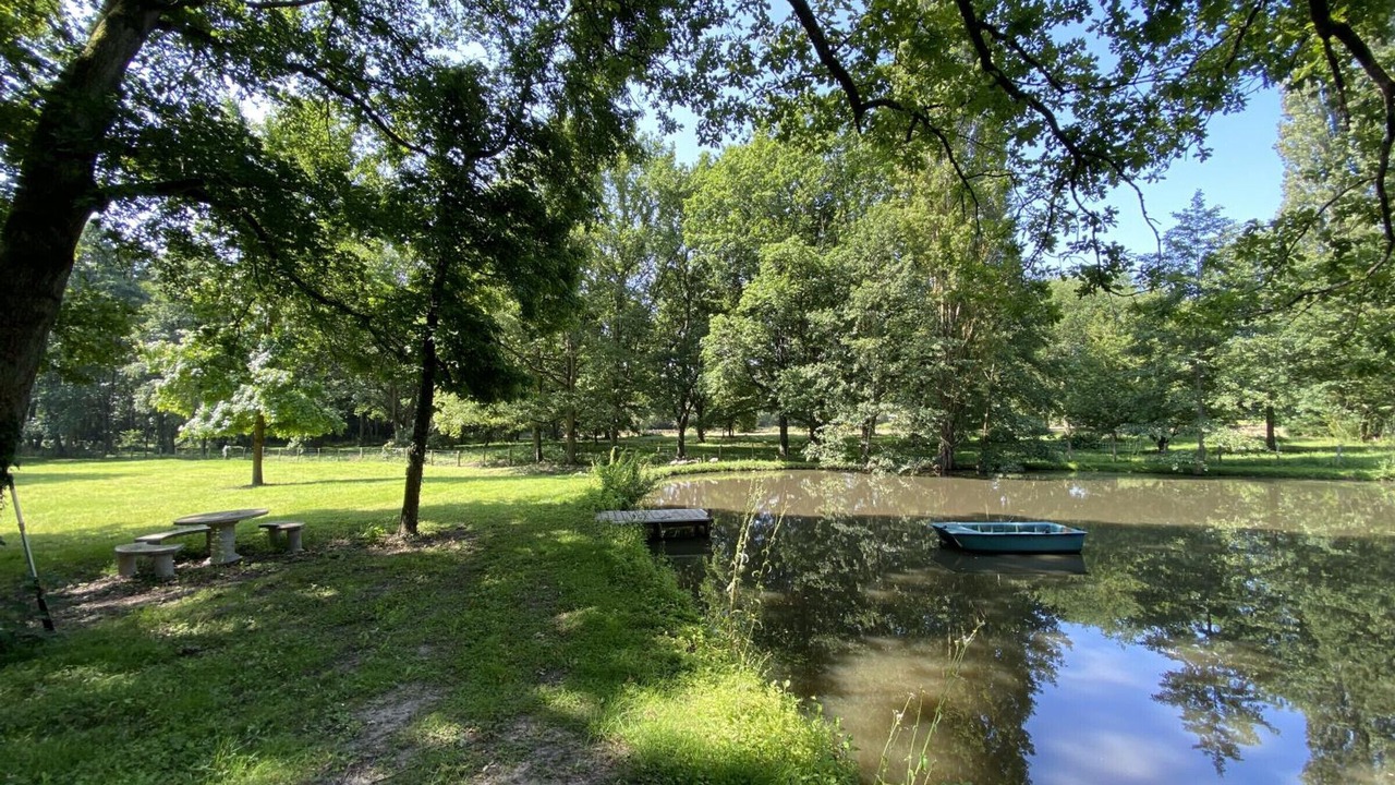 Photo of Outdoor in Senlisse