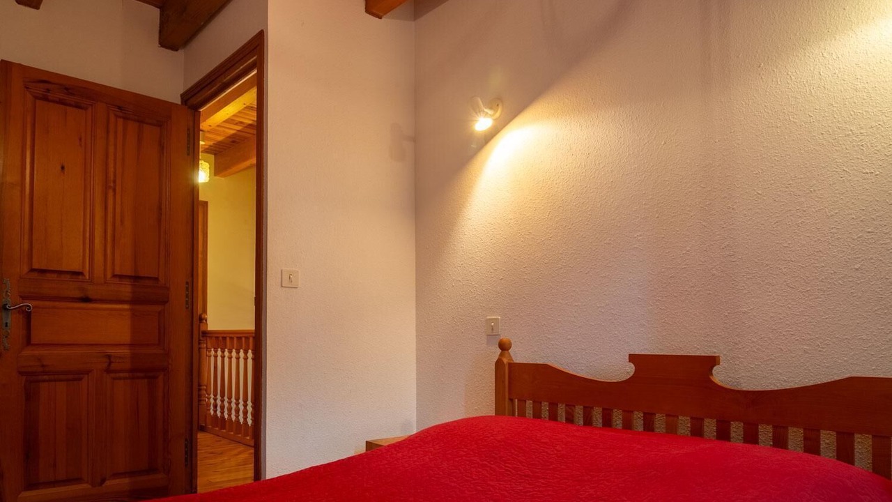 Photo of Bedroom in La Fage-Montivernoux