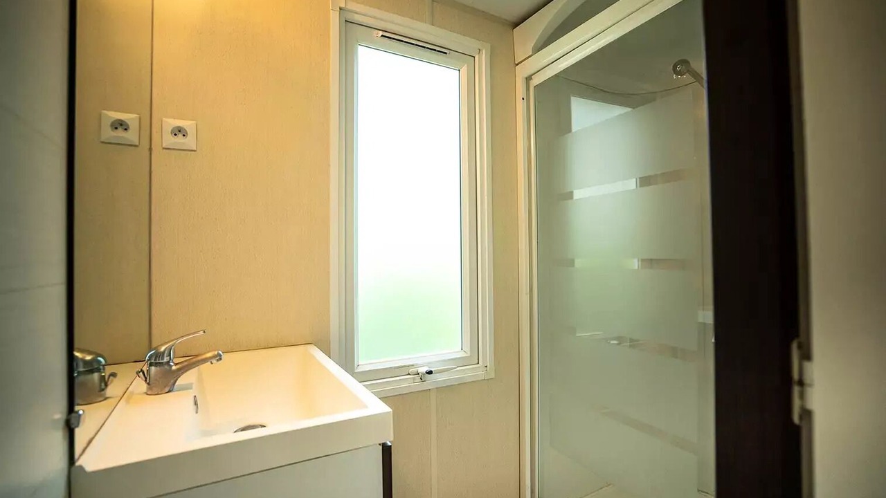 Photo of Bathroom in Lescheraines