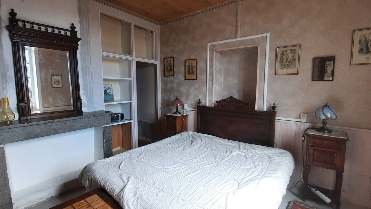 Photo of Bedroom in Le Teil