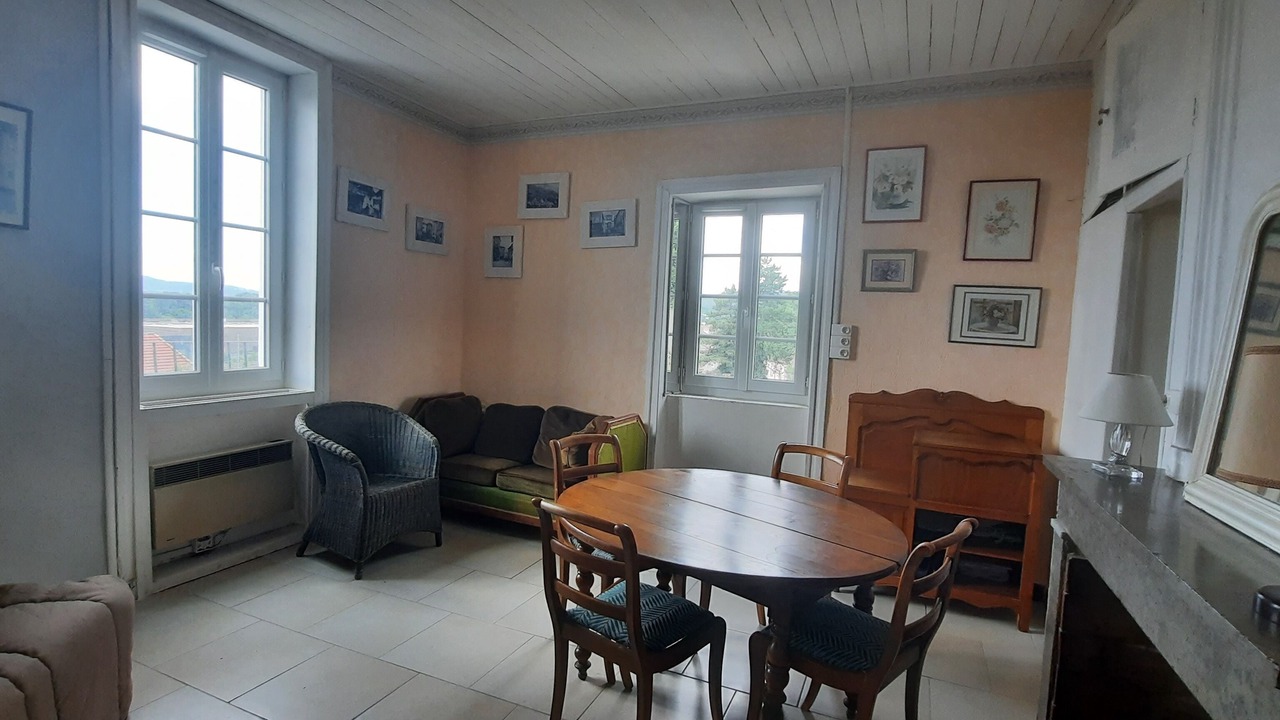 Photo of Livingroom in Le Teil