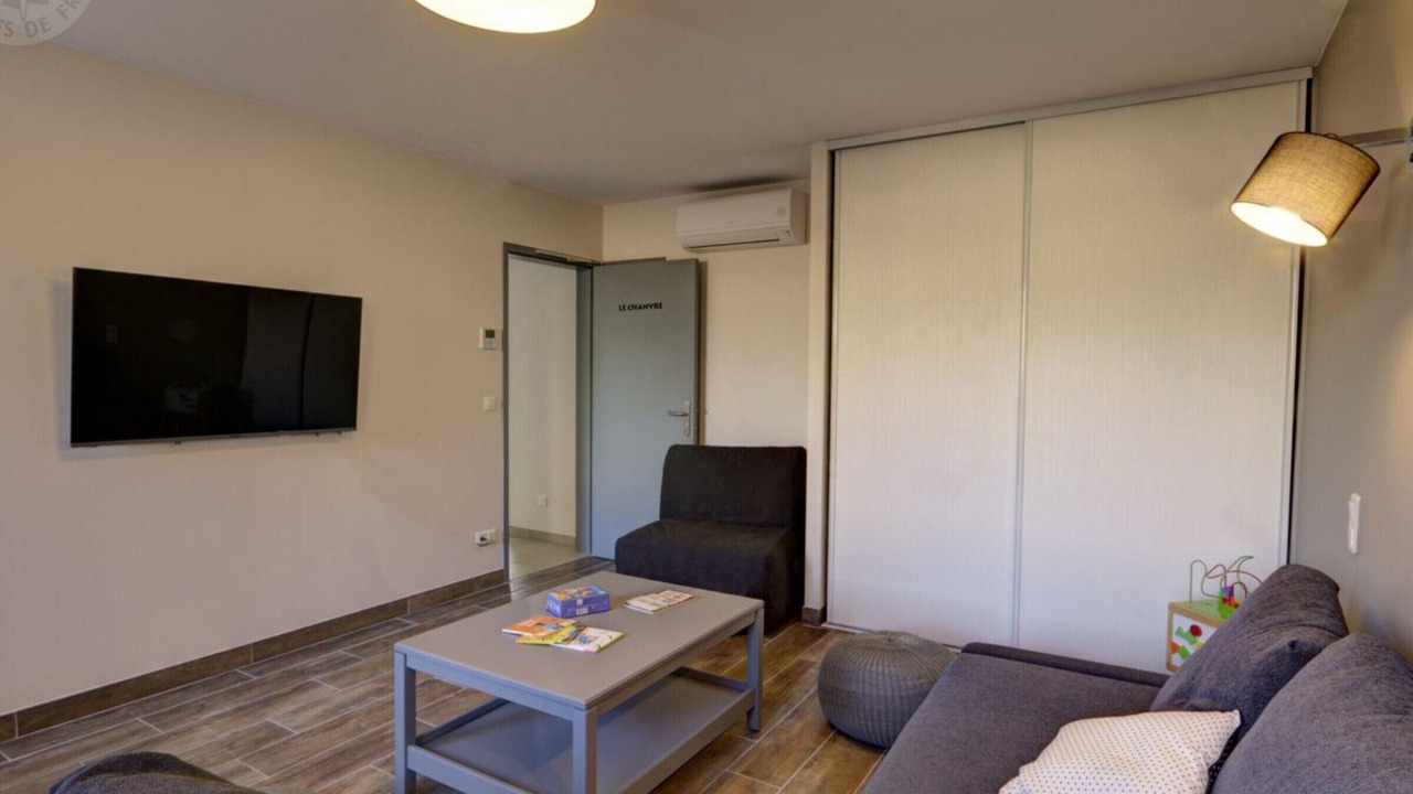 Photo of Livingroom in Montchal