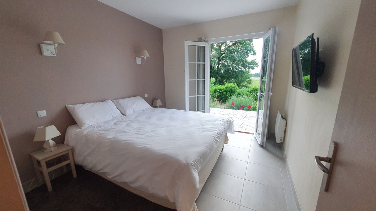 Photo of Bedroom in Serley