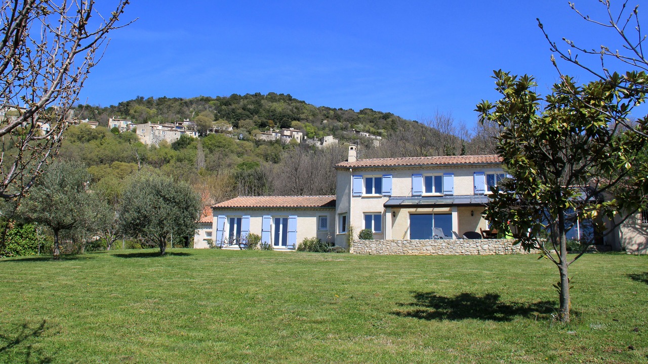 Photo of Outdoor in Savasse