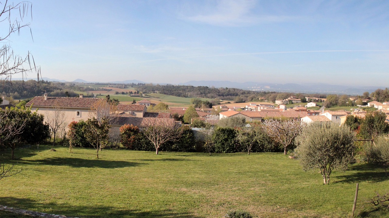 Photo of Outdoor in Savasse