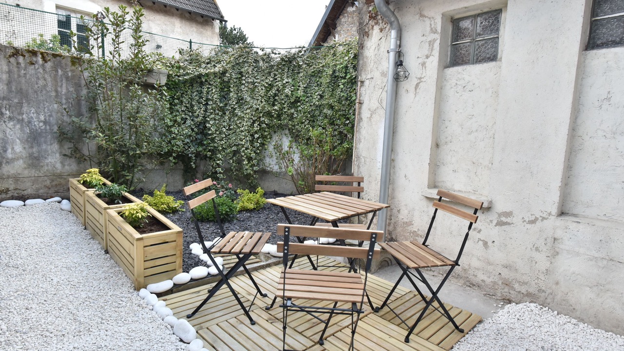 Photo of Outdoor in Linas