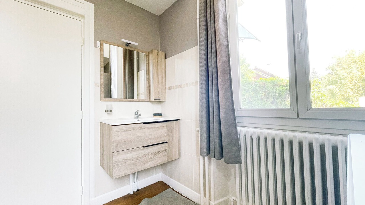 Photo of Bathroom in Gieres