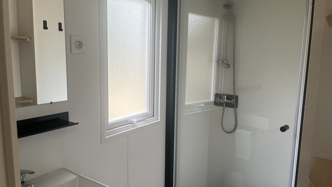 Photo of Bathroom in Matour