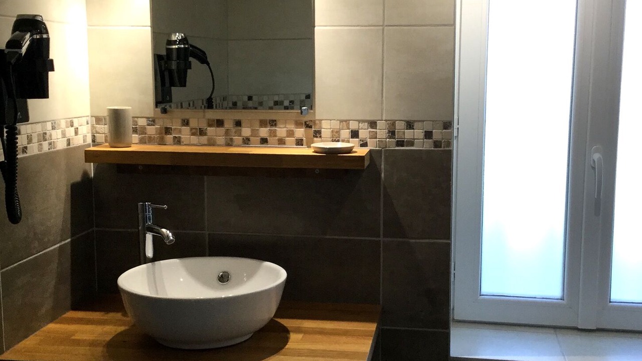 Photo of Bathroom in Tulette