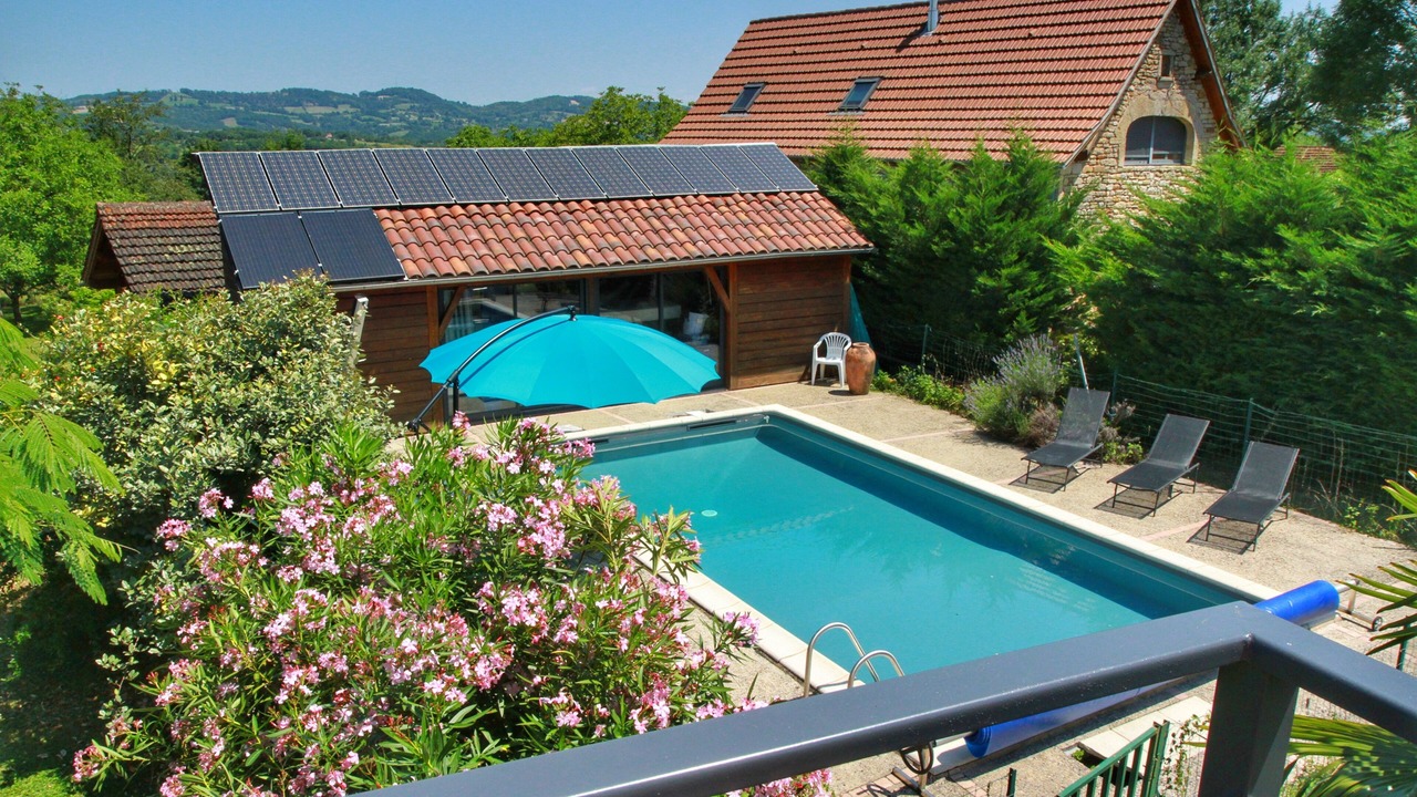 Photo of Outdoor in Issepts