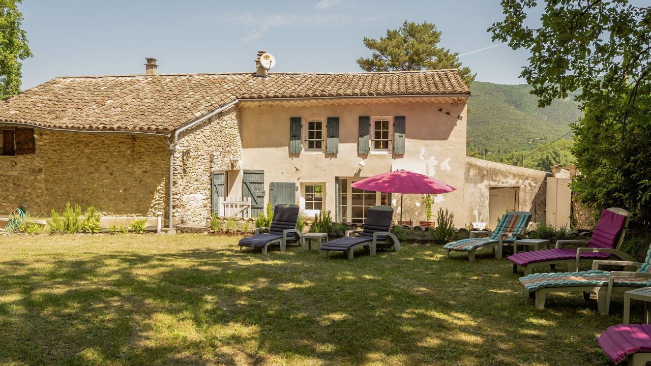 Photo of Outdoor in Le Poet-Laval