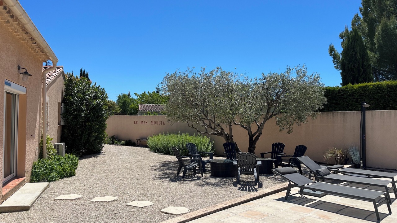 Photo of Patio Balcony in Mormoiron