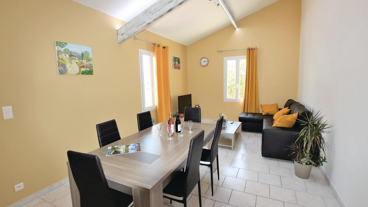 Photo of Bedroom in Mormoiron