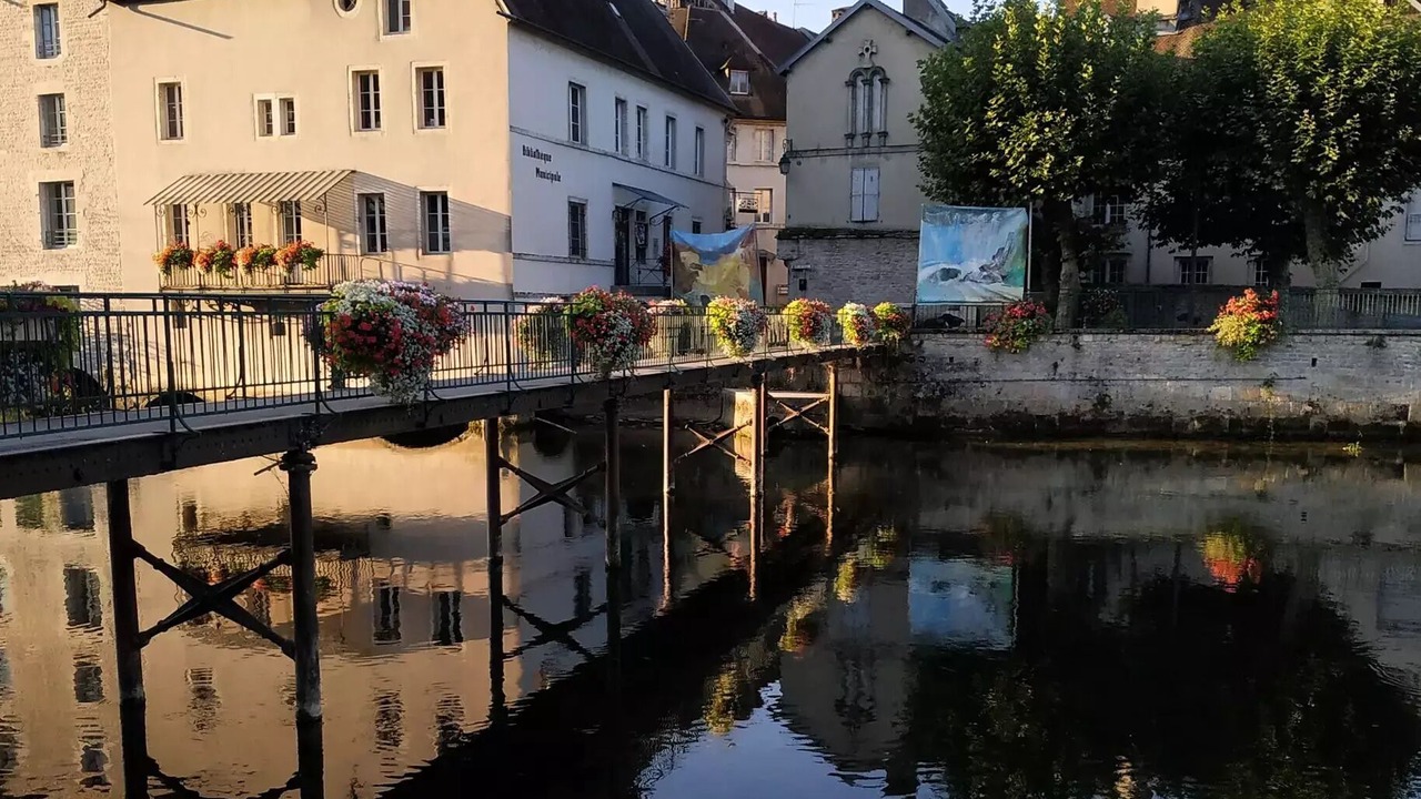 Photo of Others in Ornans