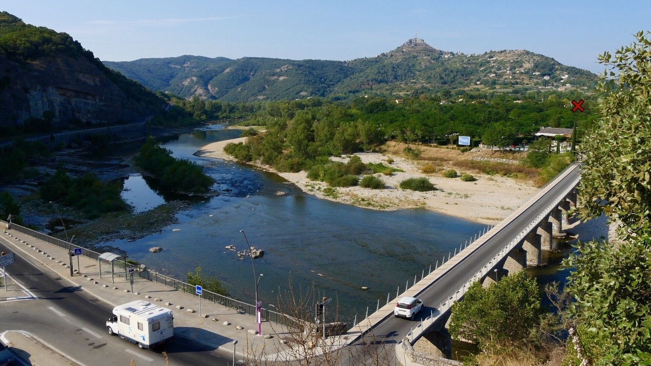Photo of Others in Sampzon