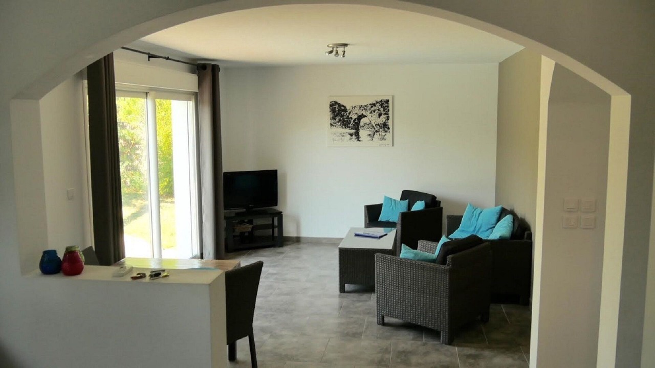Photo of Livingroom in Sampzon