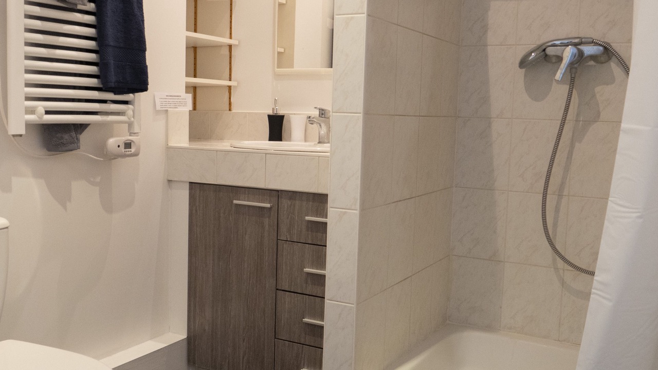 Photo of Bathroom in Up 1.5 Saint-Ferreol