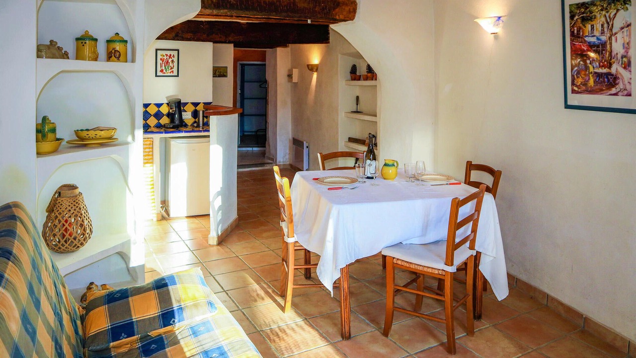 Photo of Bedroom in Villes-sur-Auzon