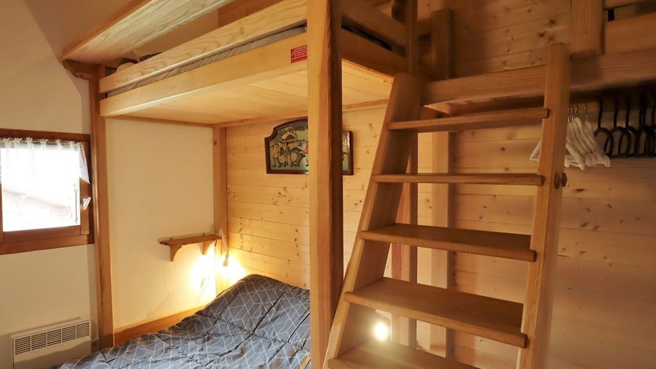 Photo of Bedroom in Areches