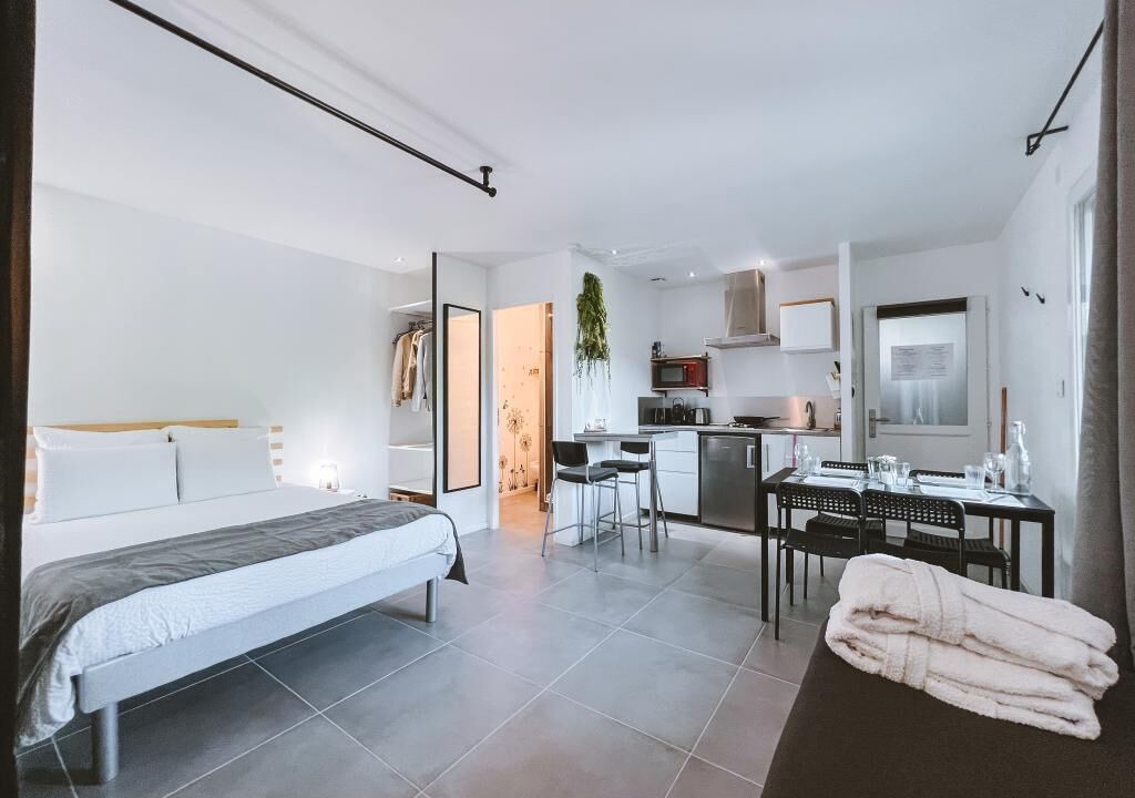Photo of Bedroom in Laveyron