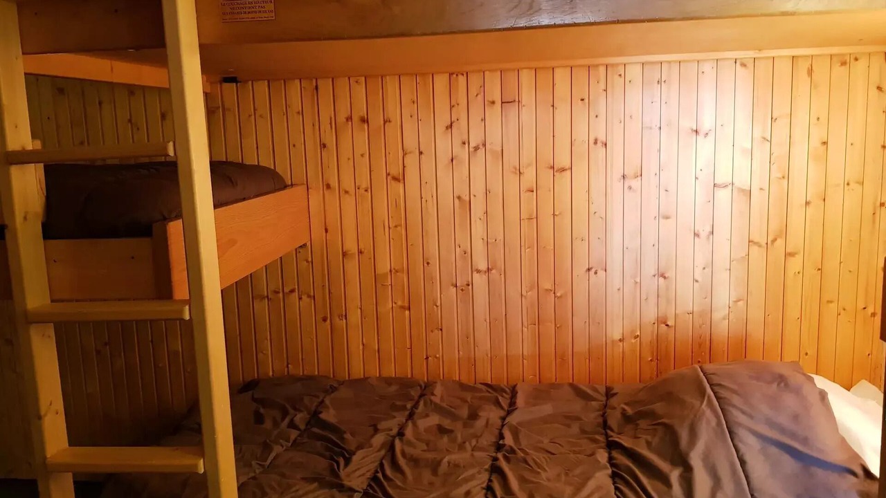 Photo of Bedroom in Arc-1600