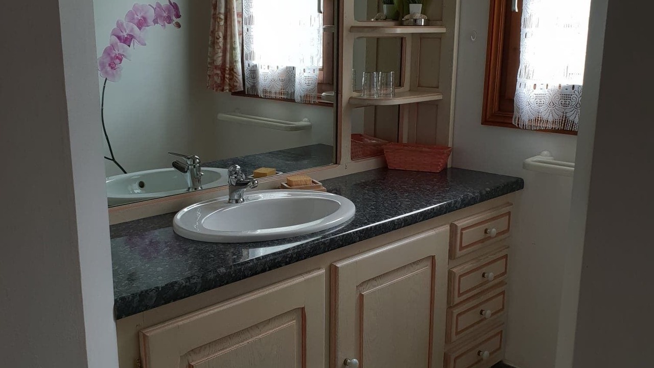 Photo of Bathroom in Ferdrupt