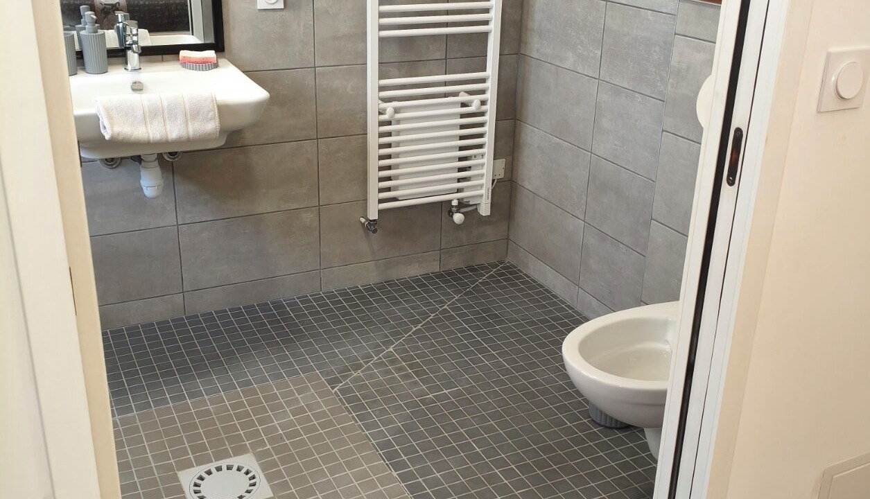 Photo of Bathroom in Bollene