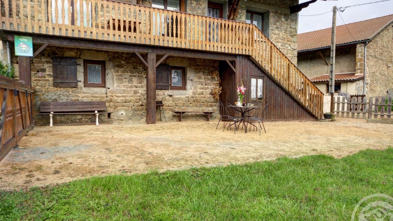 Photo of Outdoor in Les Salles