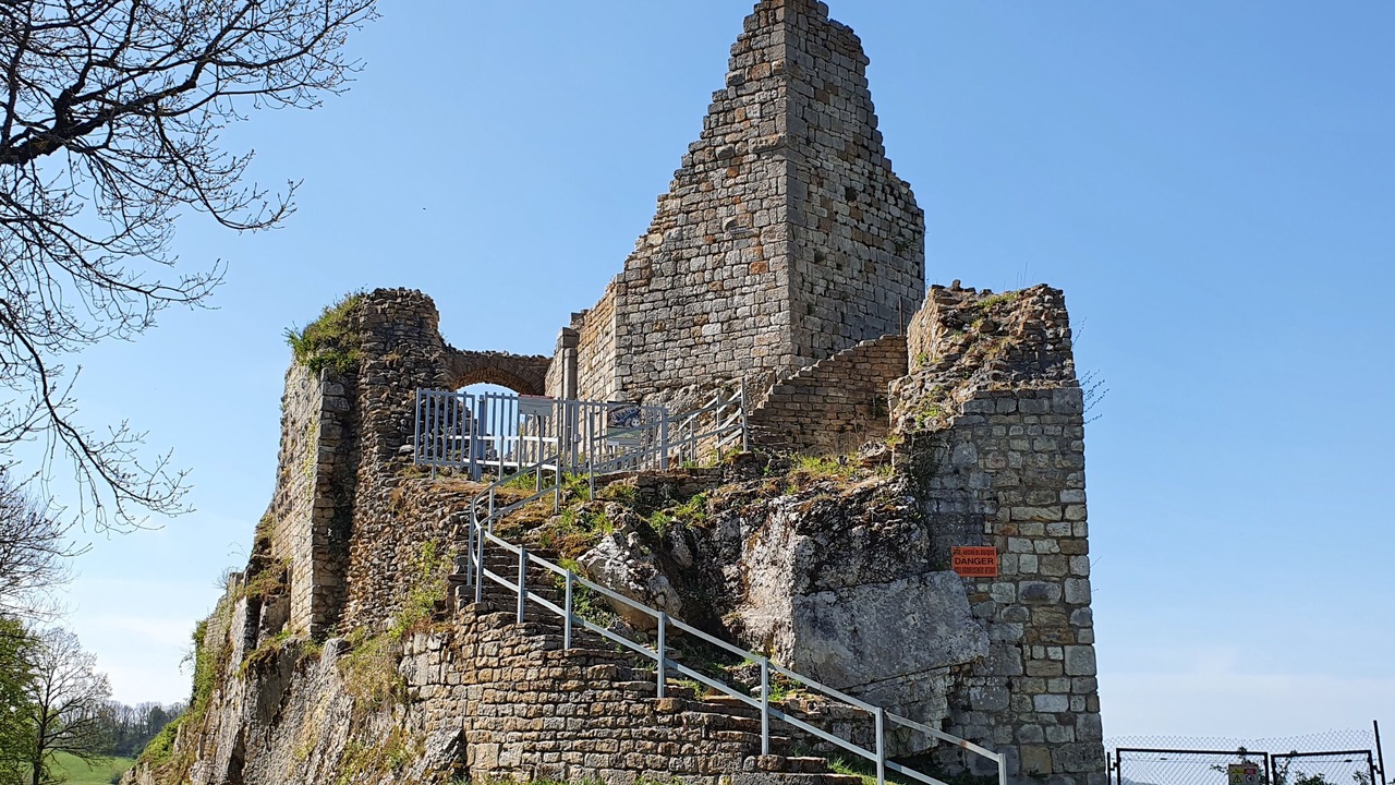 Photo of Others in Montfaucon