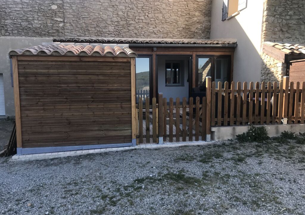 Photo of Outdoor in Buisson