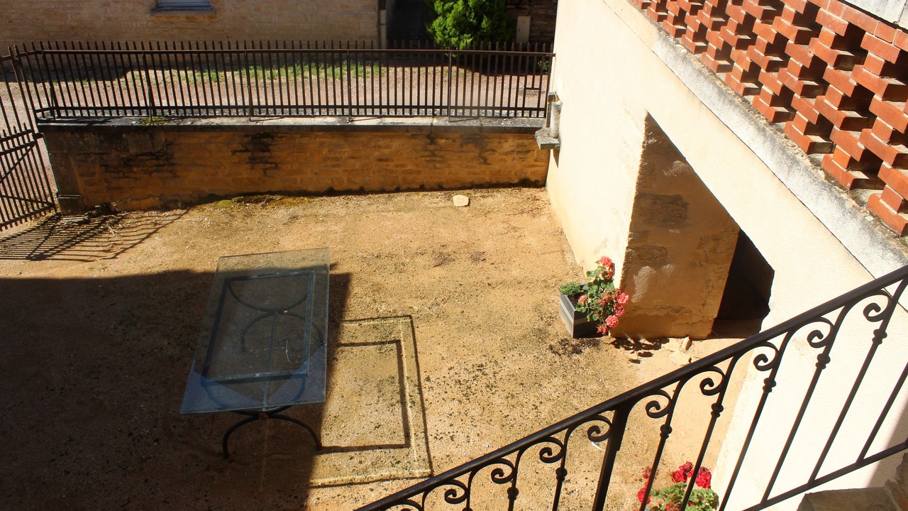 Photo of Outdoor in Jugy
