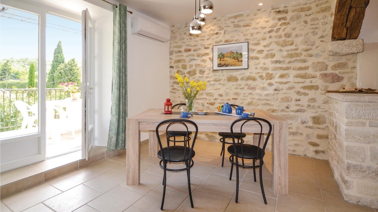 Photo of Bedroom in Montbrison-sur-Lez