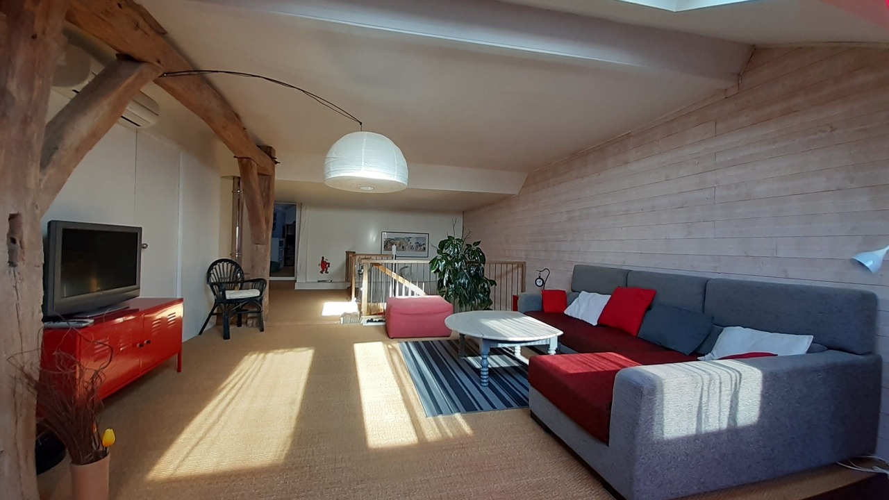 Photo of Livingroom in Saint-Cyr-Montmalin