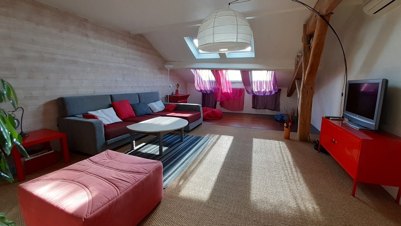 Photo of Livingroom in Saint-Cyr-Montmalin