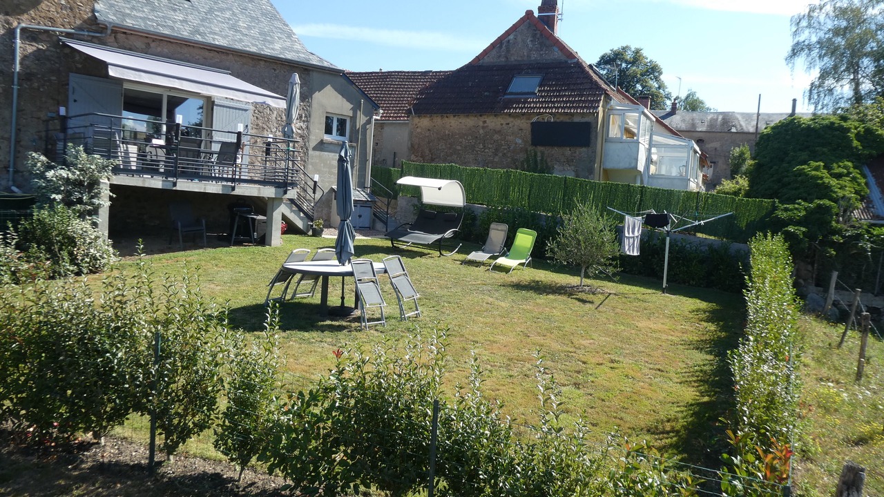 Photo of Outdoor in Mhere